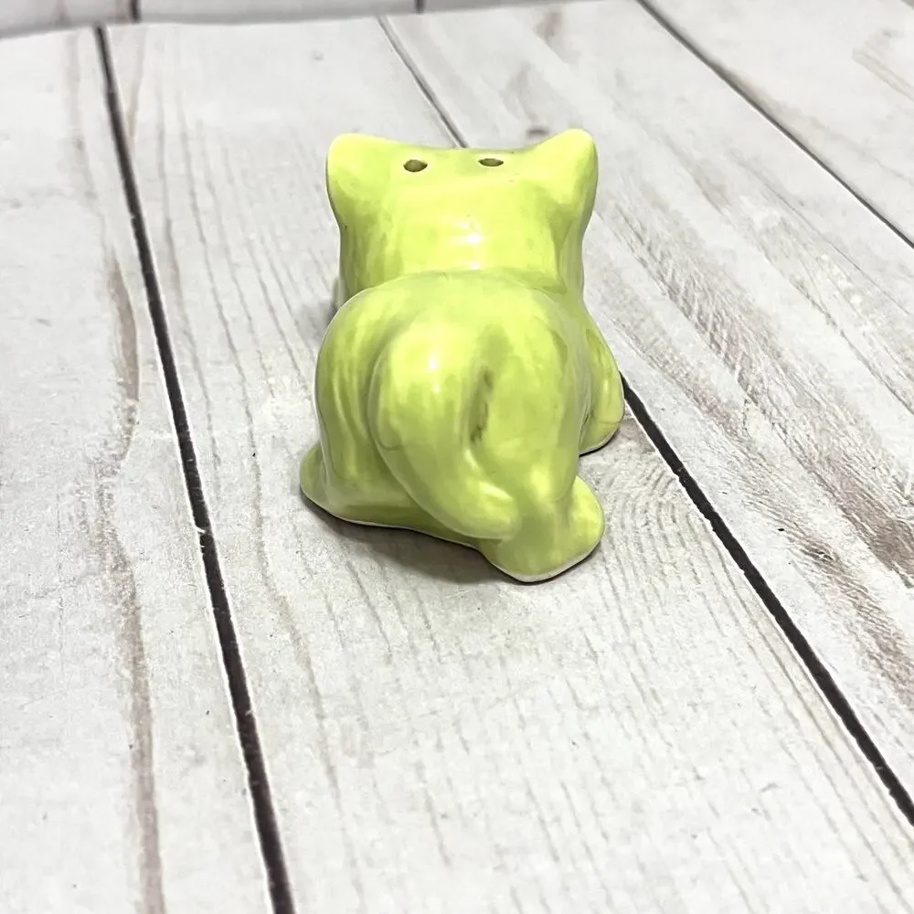 Vintage Kitsch Kitten Yellow Green Retro Prowling Cat Salt Shaker MCM Figurine